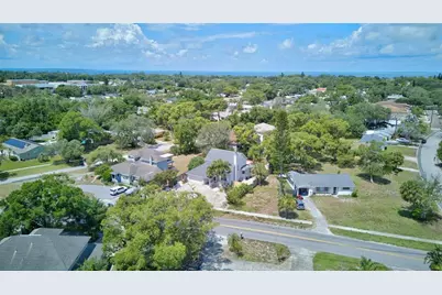 703 Riverside Drive, Tarpon Springs, FL 34689 - Photo 45