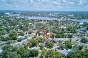 703 Riverside Dr, Tarpon Springs, FL 34689 - Photo 47