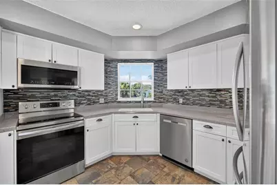 703 Riverside Drive, Tarpon Springs, FL 34689 - Photo 17