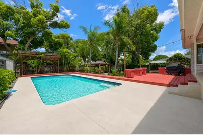 703 Riverside Drive, Tarpon Springs, FL 34689 - Photo 39