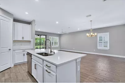 4642 Crestpoint Way, Palmetto, FL 34221 - Photo 9