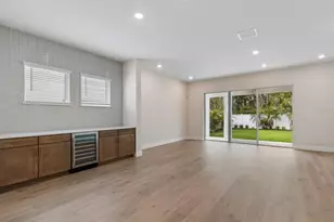 1002 W Charter St, Tampa, FL 33603 - Photo 13