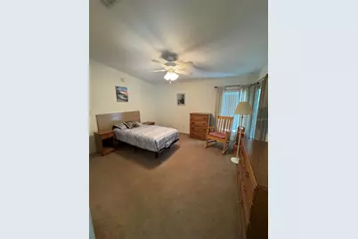 37437 Gill Avenue, Zephyrhills, FL 33541 - Photo 9