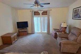 37437 Gill Ave, Zephyrhills, FL 33541 - Photo 7