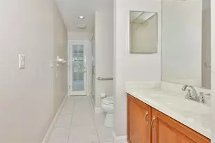 929 Symphony Isles Blvd, Apollo Beach, FL 33572 - Photo 37