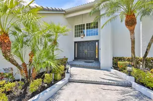 929 Symphony Isles Blvd, Apollo Beach, FL 33572 - Photo 7