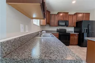 3621 Kearsney Abbey Cir, Dover, FL 33527 - Photo 23
