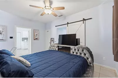 10107 N Aster Avenue, Tampa, FL 33612 - Photo 11