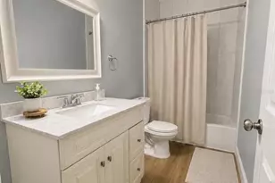 5650 Killians Path, Wesley Chapel, FL 33543 - Photo 17