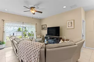 905 Parker Den Dr, Ruskin, FL 33570 - Photo 11