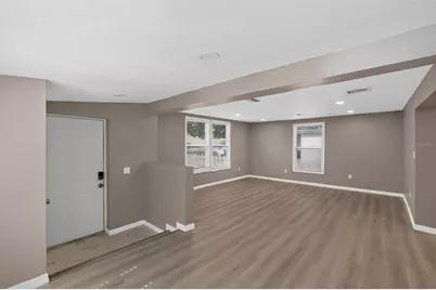4521 41st Avenue N, Saint Petersburg, FL 33714 - Photo 3