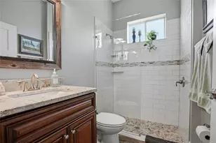 16622 Lakeshore Rd, Tampa, FL 33624 - Photo 13