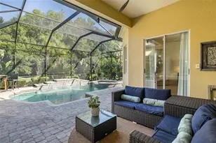 2880 Waters Edge Rd, Palm Harbor, FL 34685 - Photo 39