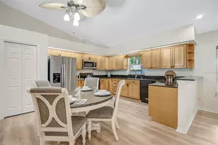 3015 Folklore Dr, Valrico, FL 33596 - Photo 11