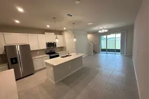 3270 Timber Xing Ave, Brandon, FL 33511 - Photo 3