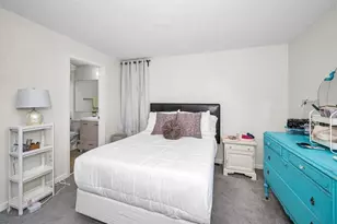 10195 Sailwinds Blvd N, Largo, FL 33773 - Photo 25