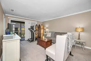 10195 Sailwinds Blvd N, Largo, FL 33773 - Photo 15