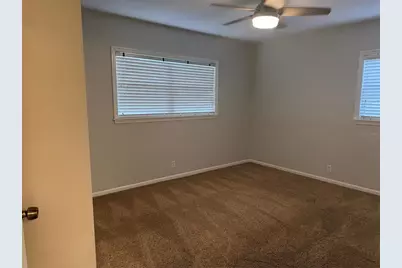 8009 Paulson Lane, Tampa, FL 33617 - Photo 9