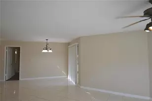 605 Lennox Rd W, Palm Harbor, FL 34683 - Photo 3