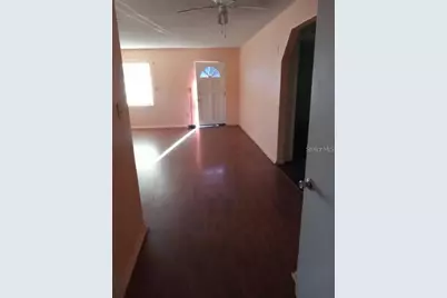 1130 29th Street S, Saint Petersburg, FL 33712 - Photo 5