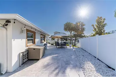 320 Harbor Passage, Clearwater Beach, FL 33767 - Photo 43