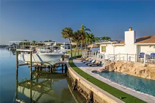 320 Harbor Passage, Clearwater Beach, FL 33767 - Photo 51