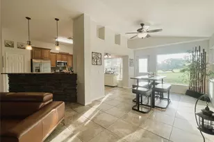 521 W Hillwood Path, Beverly Hills, FL 34465 - Photo 11