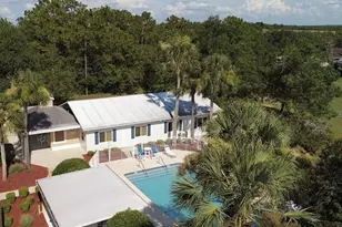 521 W Hillwood Path, Beverly Hills, FL 34465 - Photo 15