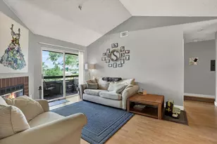 10265 Gandy Blvd N, Saint Petersburg, FL 33702 - Photo 3
