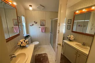 2607 Universal Dr, Ruskin, FL 33570 - Photo 17