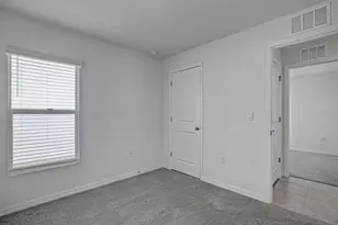 5586 Logan Cave Ave, Wimauma, FL 33598 - Photo 31