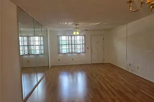 5980 Terrace Park Dr N, Saint Petersburg, FL 33709 - Photo 11