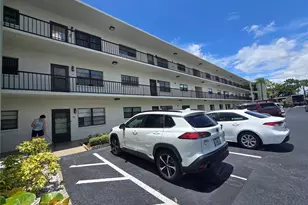 5980 Terrace Park Dr N, Saint Petersburg, FL 33709 - Photo 51