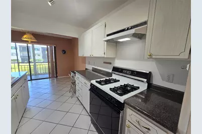 5980 Terrace Park Drive N #203, Saint Petersburg, FL 33709 - Photo 19