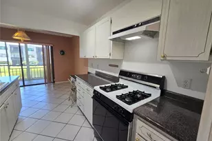 5980 Terrace Park Dr N, Saint Petersburg, FL 33709 - Photo 19