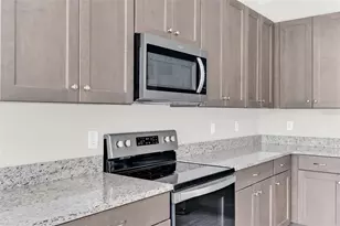 6321 Tillandsia Pl, Tampa, FL 33610 - Photo 11