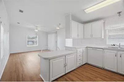 6826 Mount Orange Drive NE #383, Saint Petersburg, FL 33702 - Photo 9