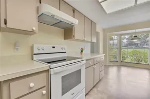 7103 Crown Oaks Dr, Spring Hill, FL 34606 - Photo 17