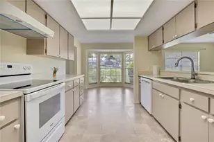 7103 Crown Oaks Dr, Spring Hill, FL 34606 - Photo 13
