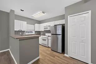 15032 Deer Meadow Dr, Lutz, FL 33559 - Photo 5
