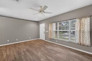 15032 Deer Meadow Dr, Lutz, FL 33559 - Photo 11