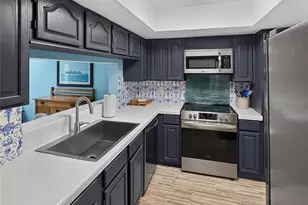 2836 Countryside Blvd, Clearwater, FL 33761 - Photo 7