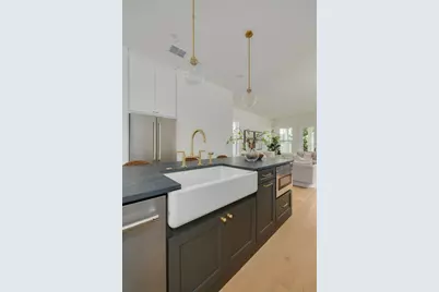 4027 Haines Road N, Saint Petersburg, FL 33703 - Photo 13