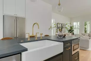 4027 Haines Rd N, Saint Petersburg, FL 33703 - Photo 13