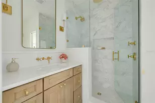4027 Haines Rd N, Saint Petersburg, FL 33703 - Photo 21