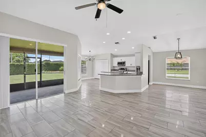 1434 Hatcher Loop Drive, Brandon, FL 33511 - Photo 7