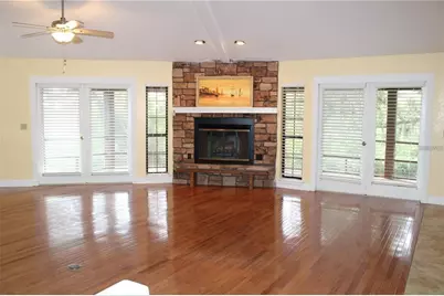 5828 Oakhurst Drive, Seminole, FL 33772 - Photo 7