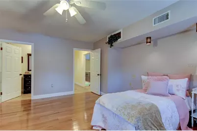 5828 Oakhurst Drive, Seminole, FL 33772 - Photo 11