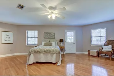 5828 Oakhurst Drive, Seminole, FL 33772 - Photo 15