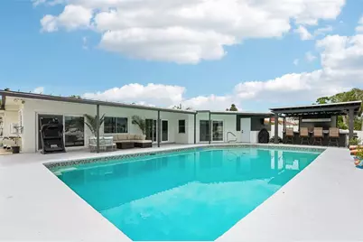 4379 44th Street S, Saint Petersburg, FL 33711 - Photo 69